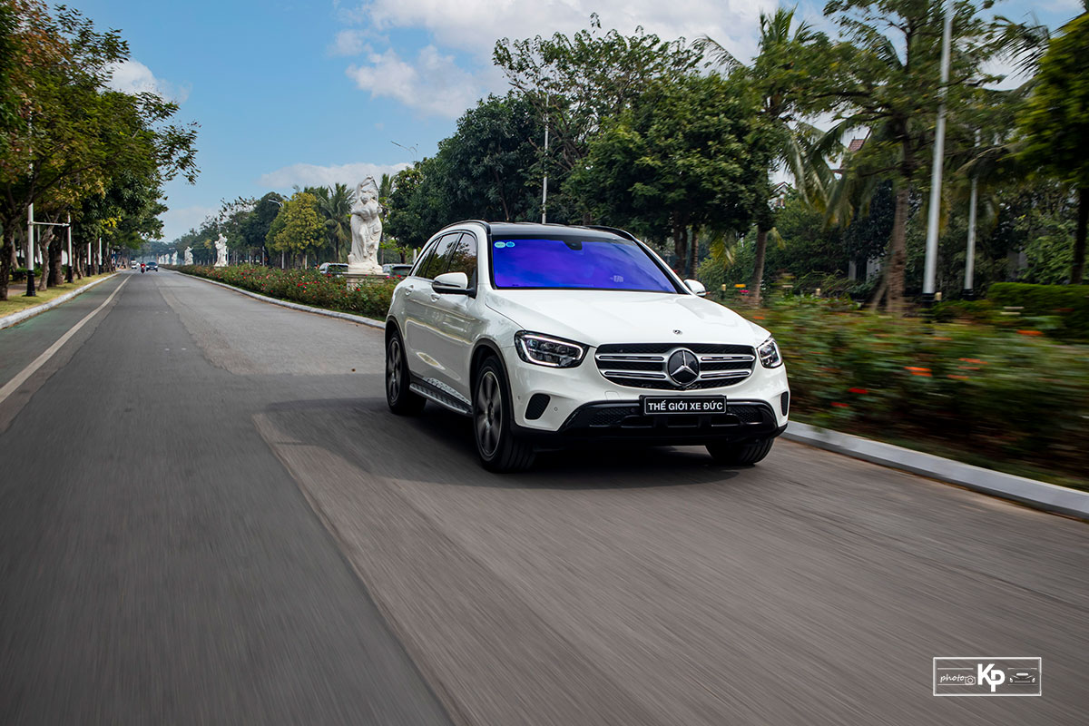 Đ&aacute;nh gi&aacute; xe Mercedes-Benz GLC 200 4Matic 2021-2022 a26