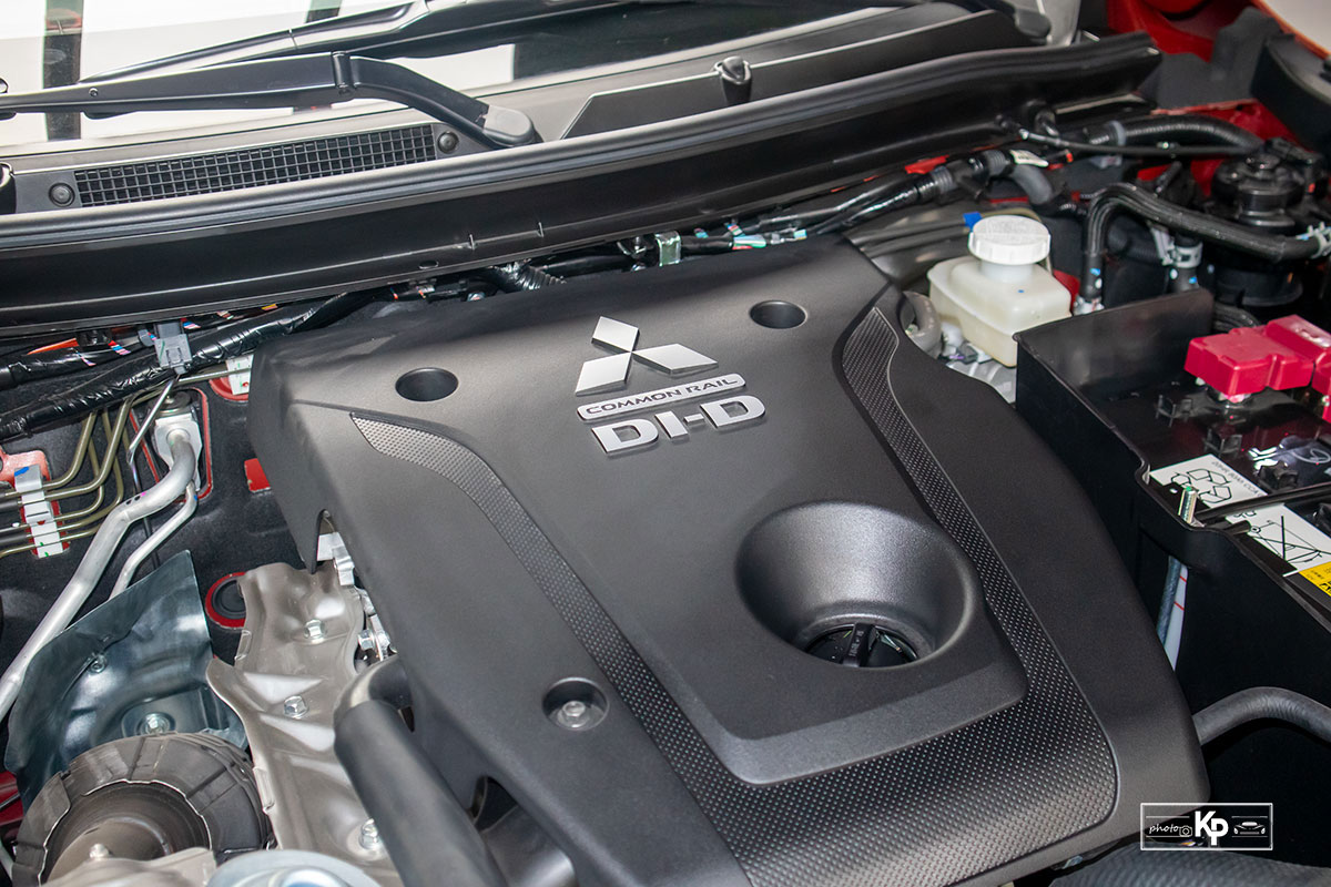 Cận cảnh Mitsubishi Triton Athlete 2022 vừa về đại lý, trẻ trung và cá tính hơn a29