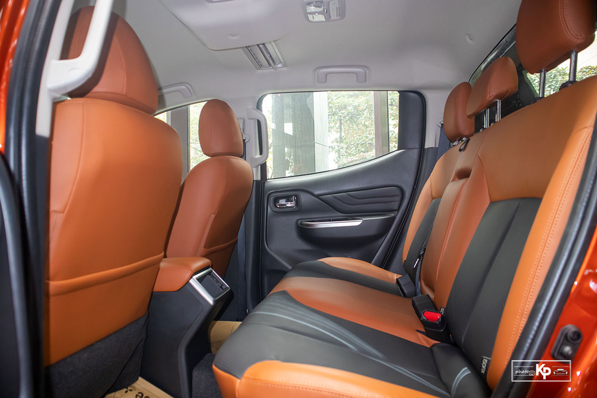 Cận cảnh Mitsubishi Triton Athlete 2022 vừa về đại lý, trẻ trung và cá tính hơn a23
