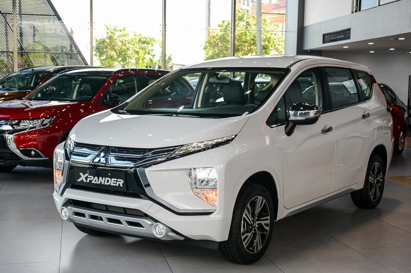 Phân khúc MPV tháng 11/2021: Kia Carnival cho Toyota Innova nếm mùi thất bại 1