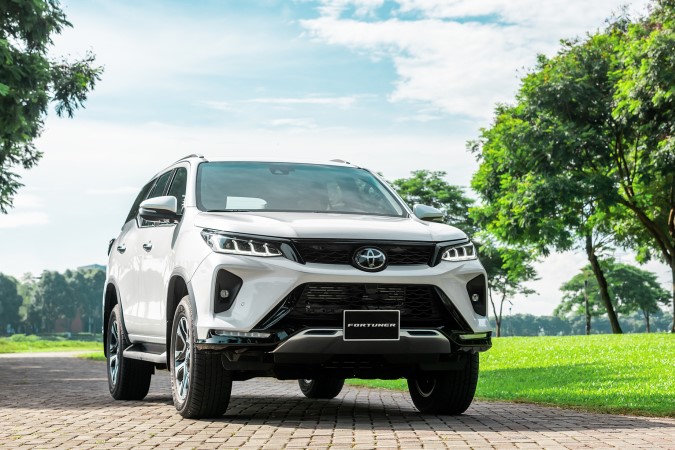 "&ocirc;ng vua m&ocirc;̣t thời" Toyota Fortuner lại sa sút phong đ&ocirc;̣. 1