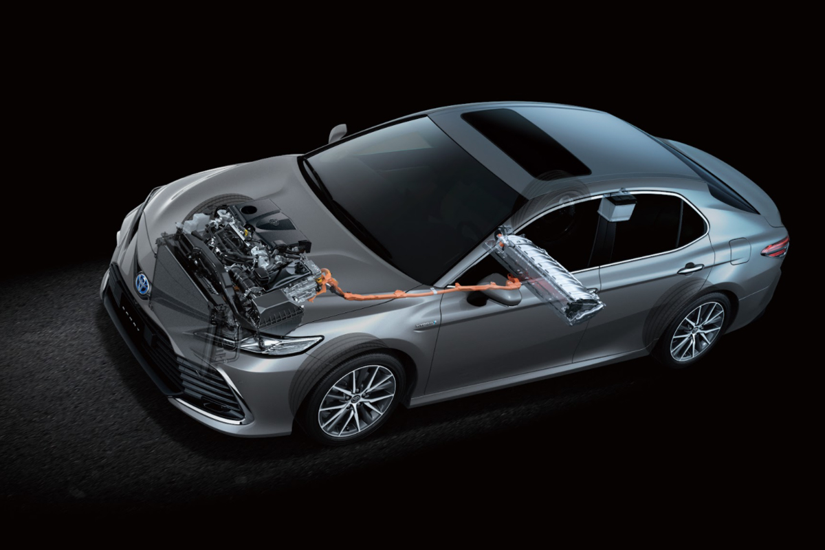 Toyota Camry 2022 sử dụng động cơ mới