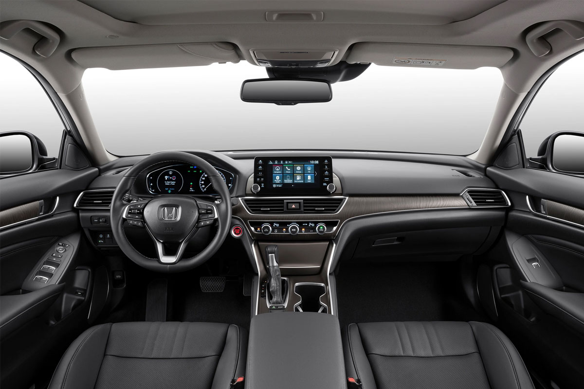 Xe Honda Accord 2022 được trang bị m&agrave;n h&igrave;nh cảm ứng 8 inch.