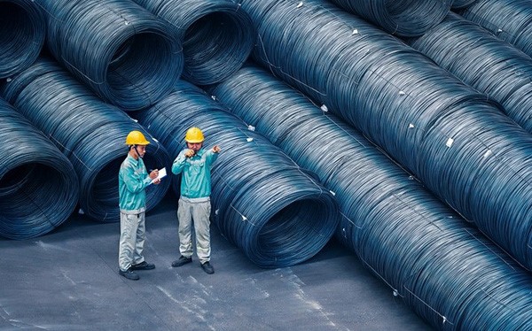 Tiêu thụ thép xây dựng trong nước giảm, xuất khẩu tăng