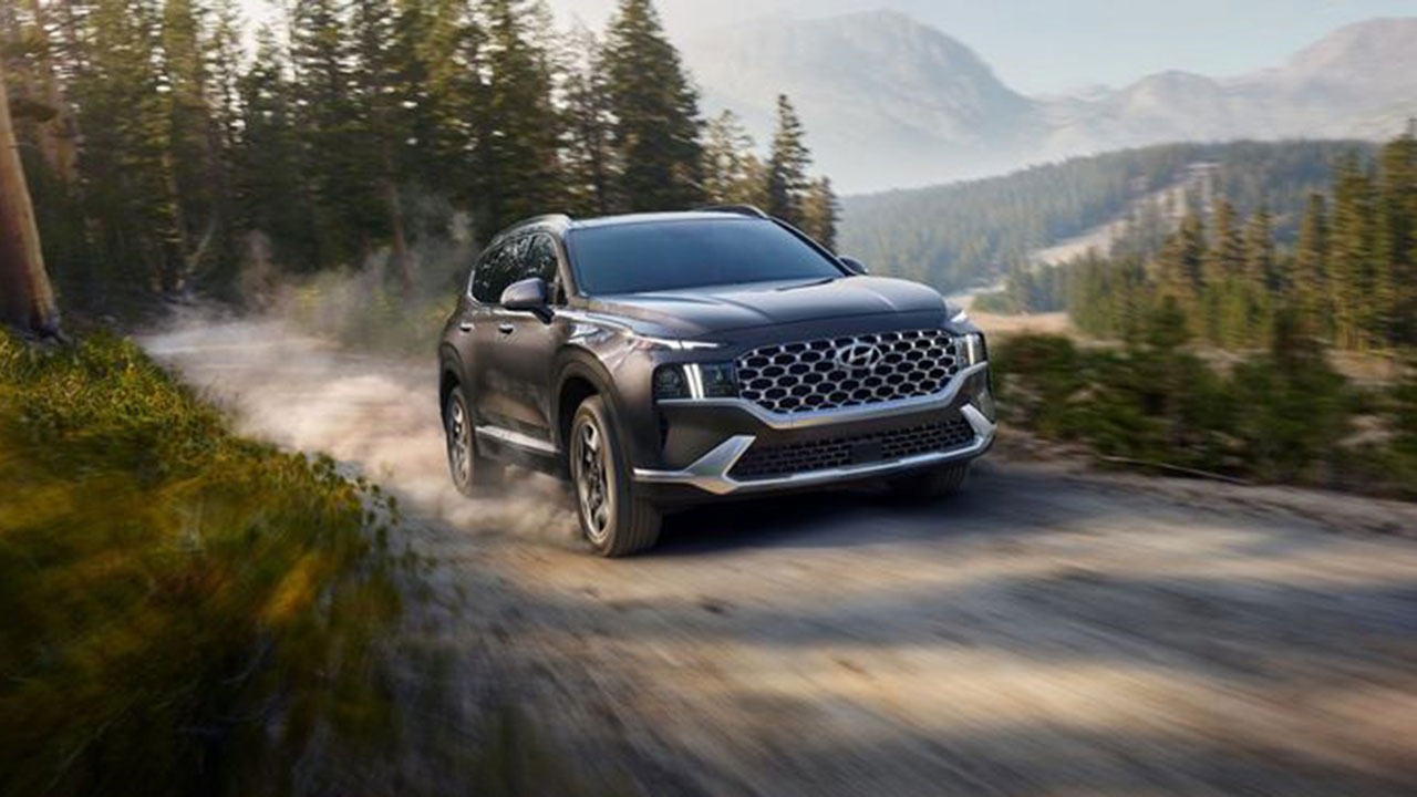 Hyundai Santa Fe.