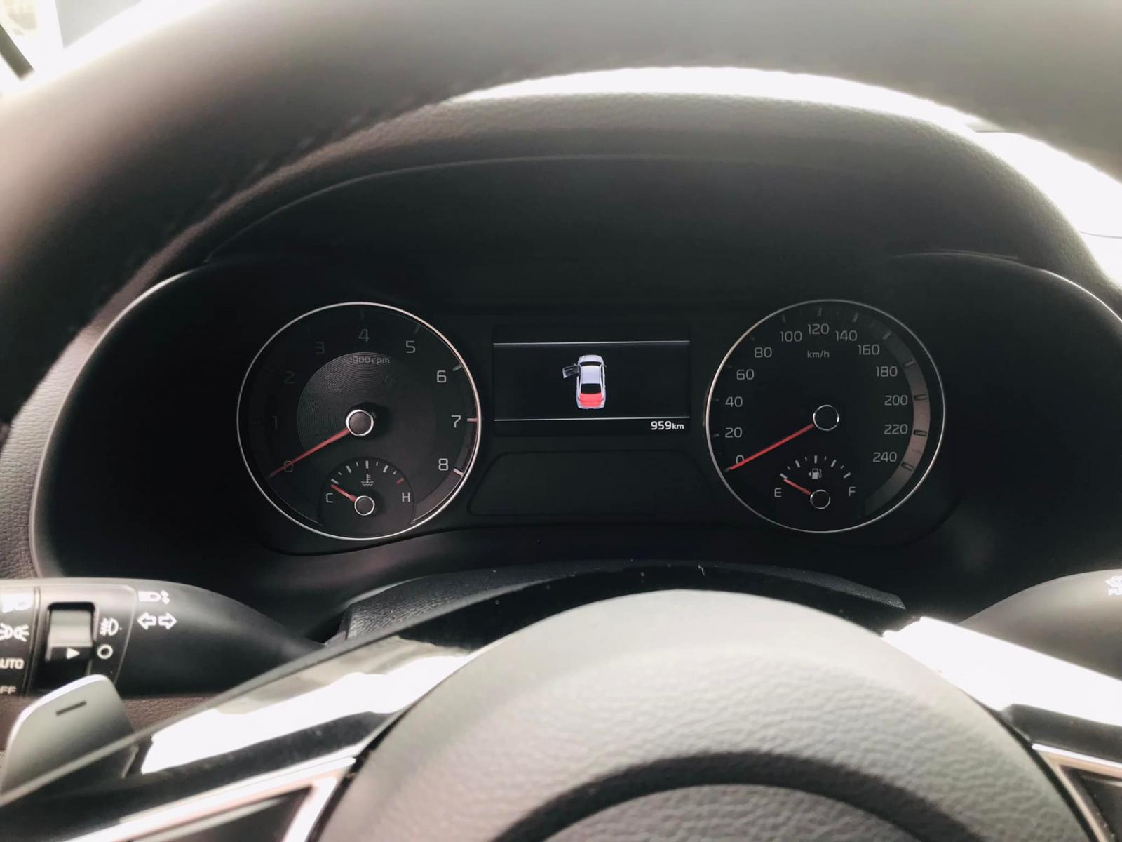 Chạy 959km, chiếc KIA K3 2022 đầu tiên tìm chủ mới Người bán khẳng định mới chạy 23 ngày, tiết kiệm vài chục triệu đồng a2