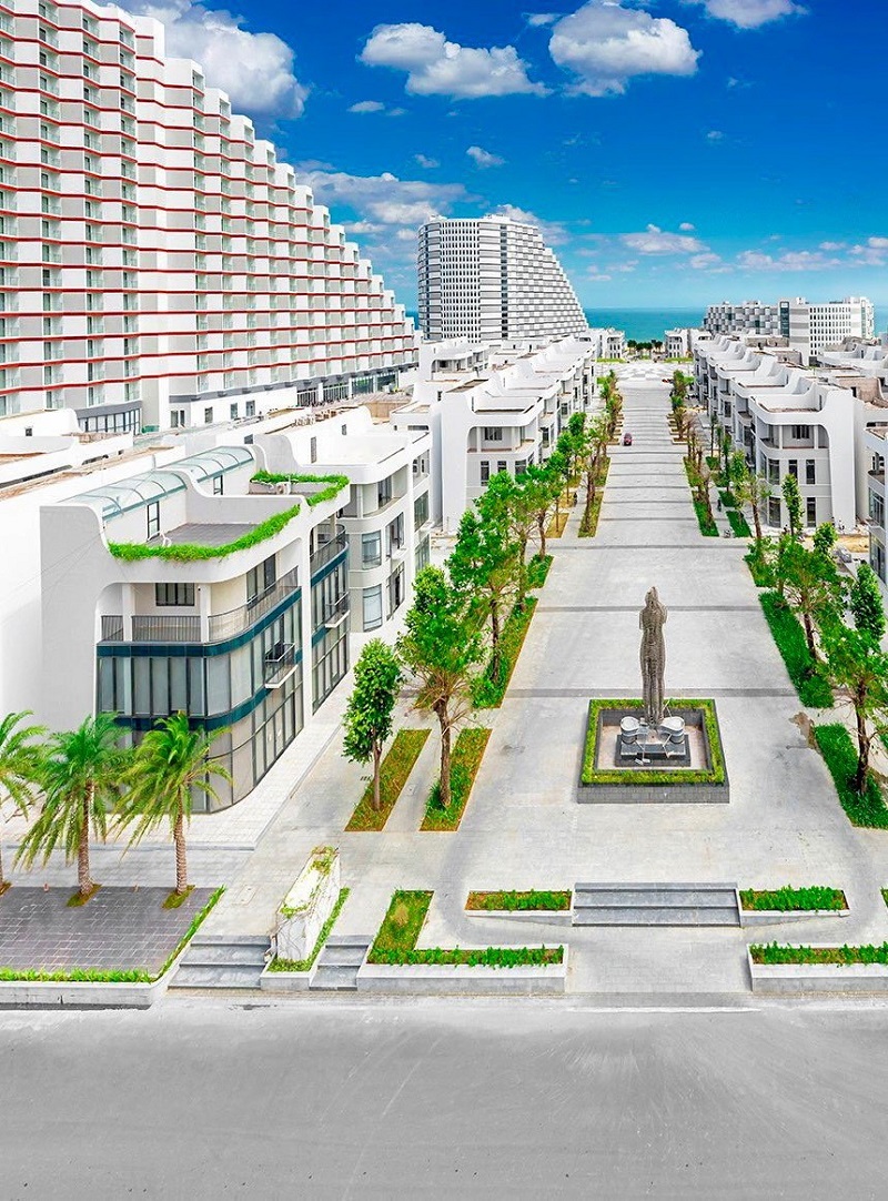 H&igrave;nh ảnh c&aacute;c căn shop villa dọc theo đại lộ Fiesta (Ảnh: ph&acirc;n khu Shop Villas Đại lộ Fiesta).