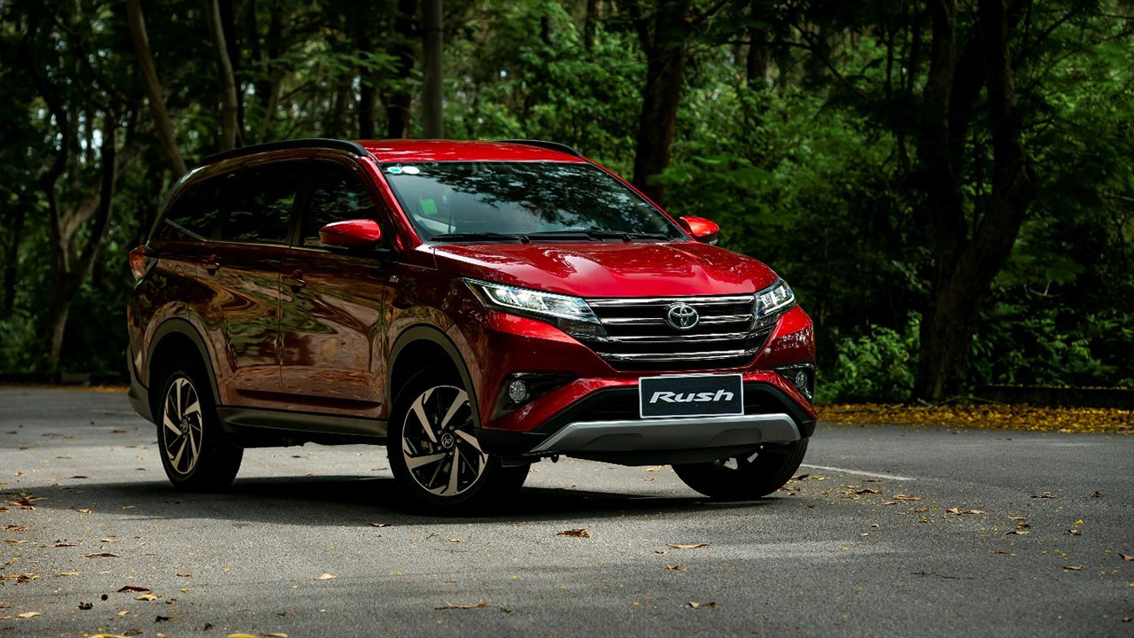 Toyota Rush khuyến mại trong th&aacute;ng 1/2022.