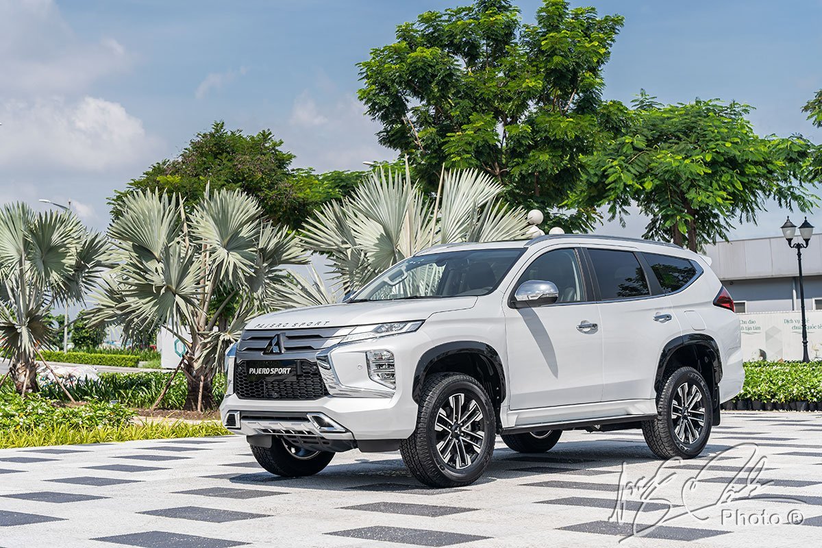 Mitsubishi Pajero Sport hiện cũng nhận ưu đãi khoảng 60 triệu.