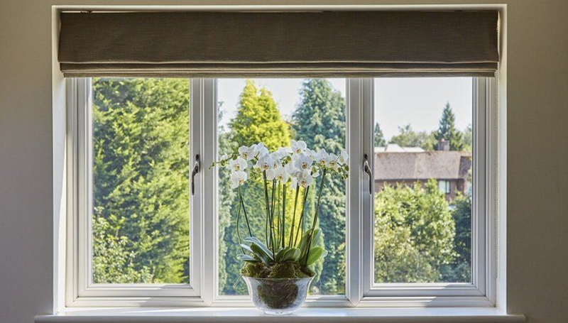 m&acirc;̃u cửa s&ocirc;̉ 3 cánh đang được ưa chu&ocirc;̣ng nh&acirc;́t hi&ecirc;̣n nay