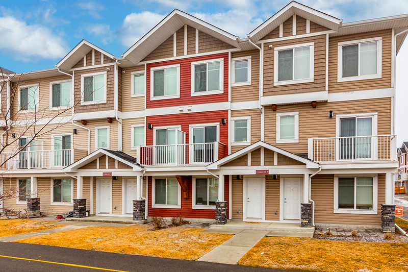  Nếu chỉ tìm hiểu townhouse là gì thông qua giải nghĩa cụm từ thì bạn khó mà hình dung cụ thể được về loại hình bất động sản này