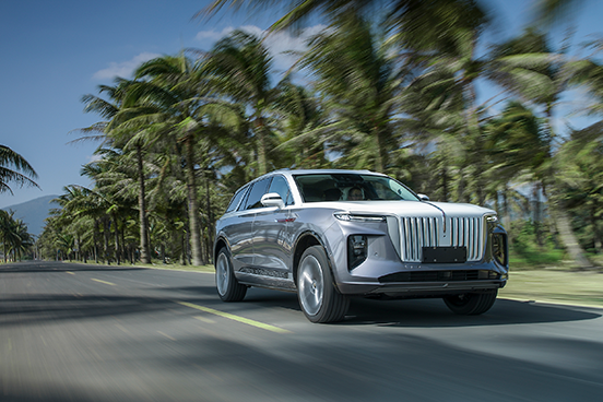Tạm tính giá lăn bánh SUV chạy điện Hongqi E - SH9: Không mềm như xe 