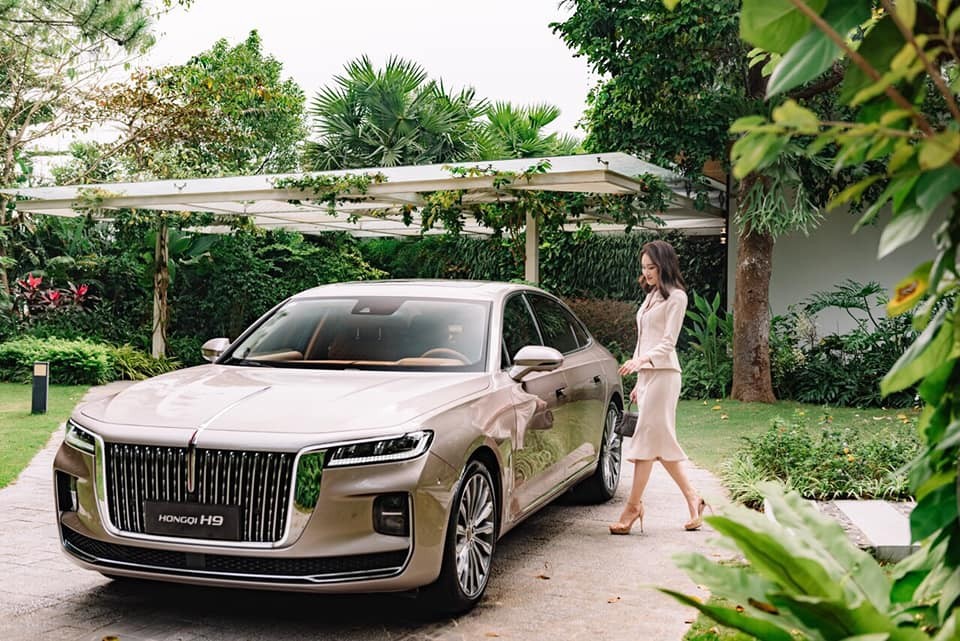 Bộ đôi Hongqi H9 và E-SH9 2022 chính thức ra mắt Việt Nam Xe sang Trung Quốc giá khởi điểm từ 1,5 tỷ đồng q1