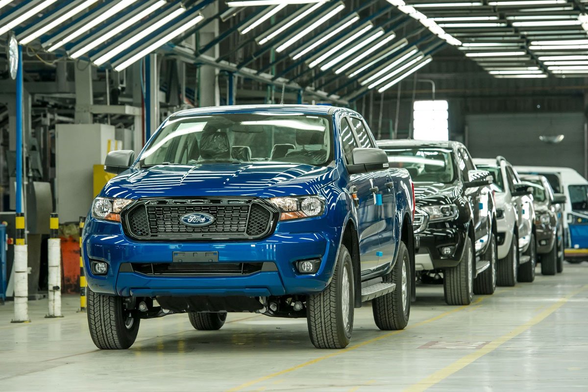 Ngay đầu th&aacute;ng 1/2022, Ford Ranger tăng 12 triệu tr&ecirc;n c&aacute;c phi&ecirc;n bản.