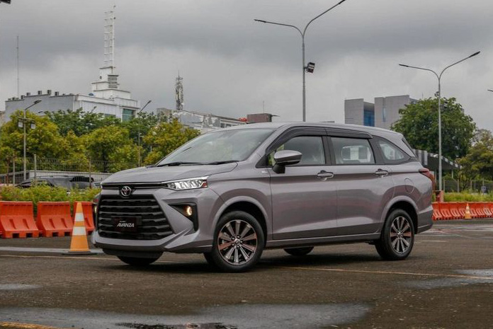 Bộ đôi MPV Toyota Avanza và Veloz 2022 nhận đặt cọc, lộ trang bị đắt giá và thời gian ra mắt khách Việt a1