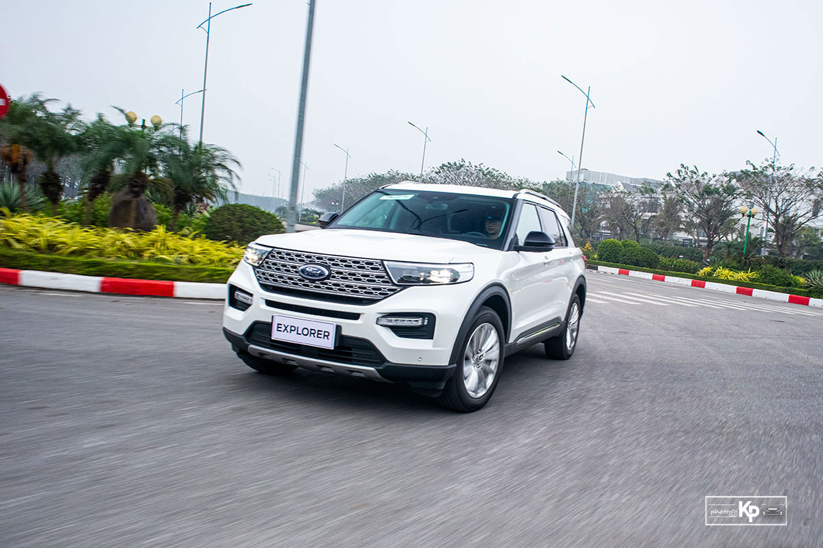 Đánh giá xe Ford Explorer 2022 a372