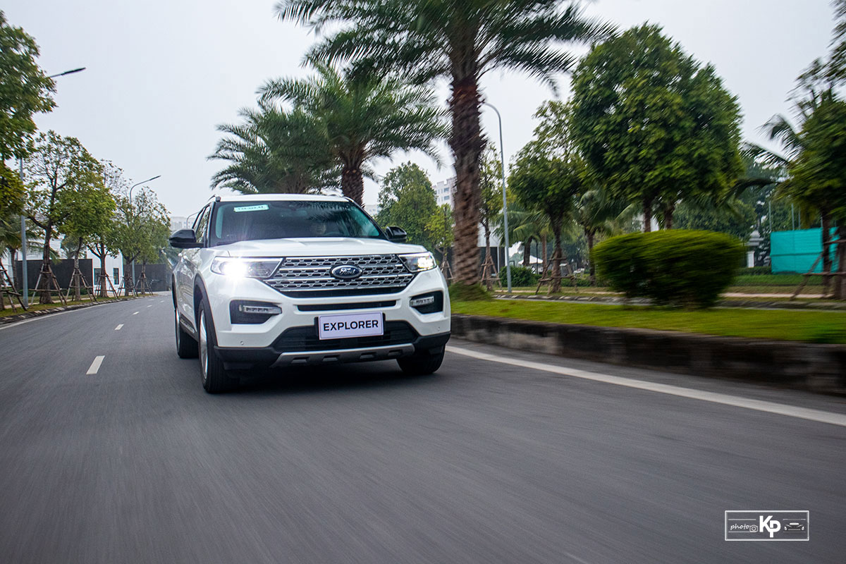 Đánh giá xe Ford Explorer 2022 a378