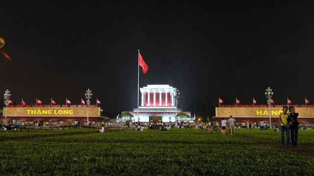 Lăng Chủ tịch Hồ Chí Minh.
