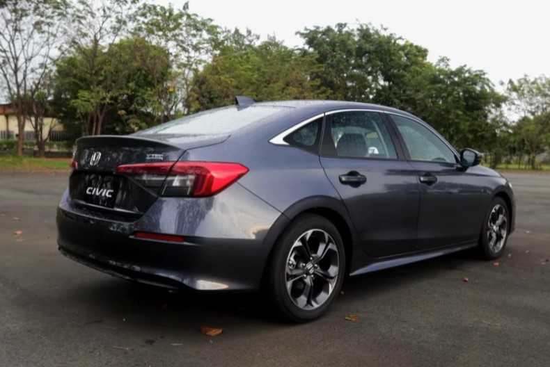 Honda Civic 2022 gây ấn tượng bằng thiết kế đơn giản 1