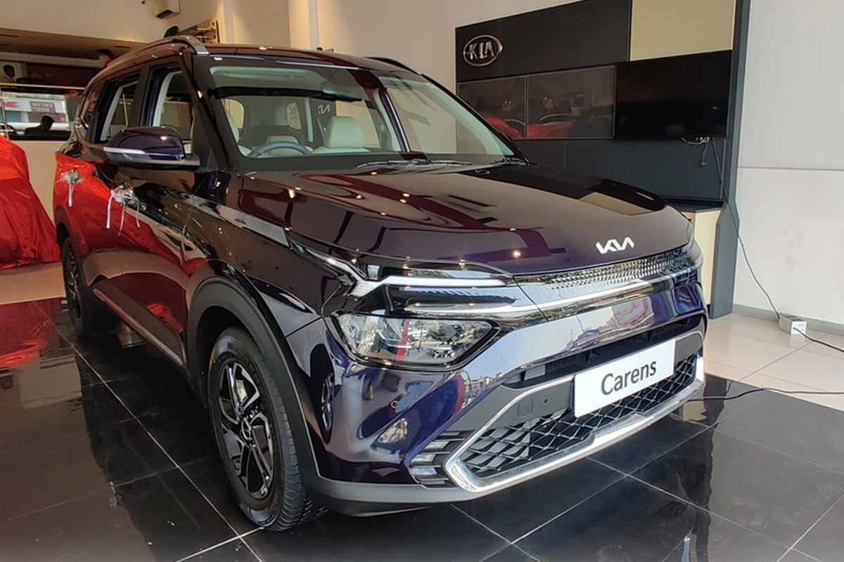 Kia Carens 2022 chuẩn bị ra mắt, lượng đơn đặt h&agrave;ng trong ng&agrave;y đầu ti&ecirc;n vượt Sonet và Seltos 1