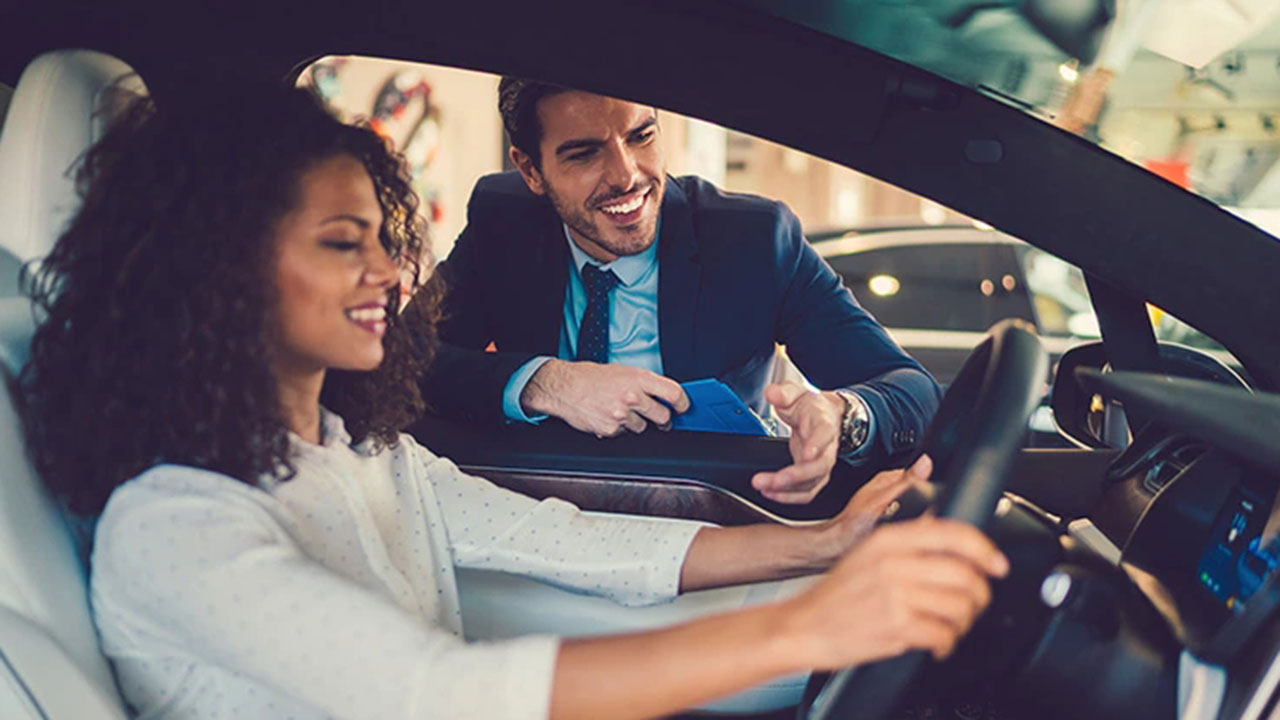 Nắm vững c&aacute;c t&iacute;nh năng gi&uacute;p bạn l&aacute;i xe an to&agrave;n hơn.