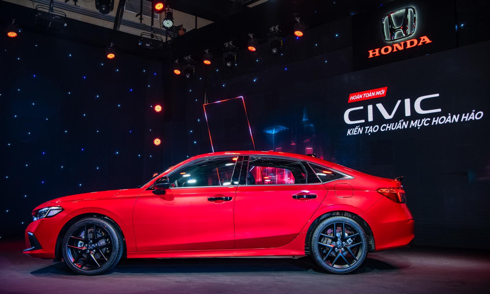 Thi&ecirc;́t k&ecirc;́ th&acirc;n xe Honda Civic 2022 1