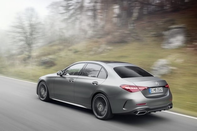 Mercedes-Benz C 300 AMG 2022 có nhi&ecirc;̀u nét gi&ocirc;́ng&nbsp;S-Class 1