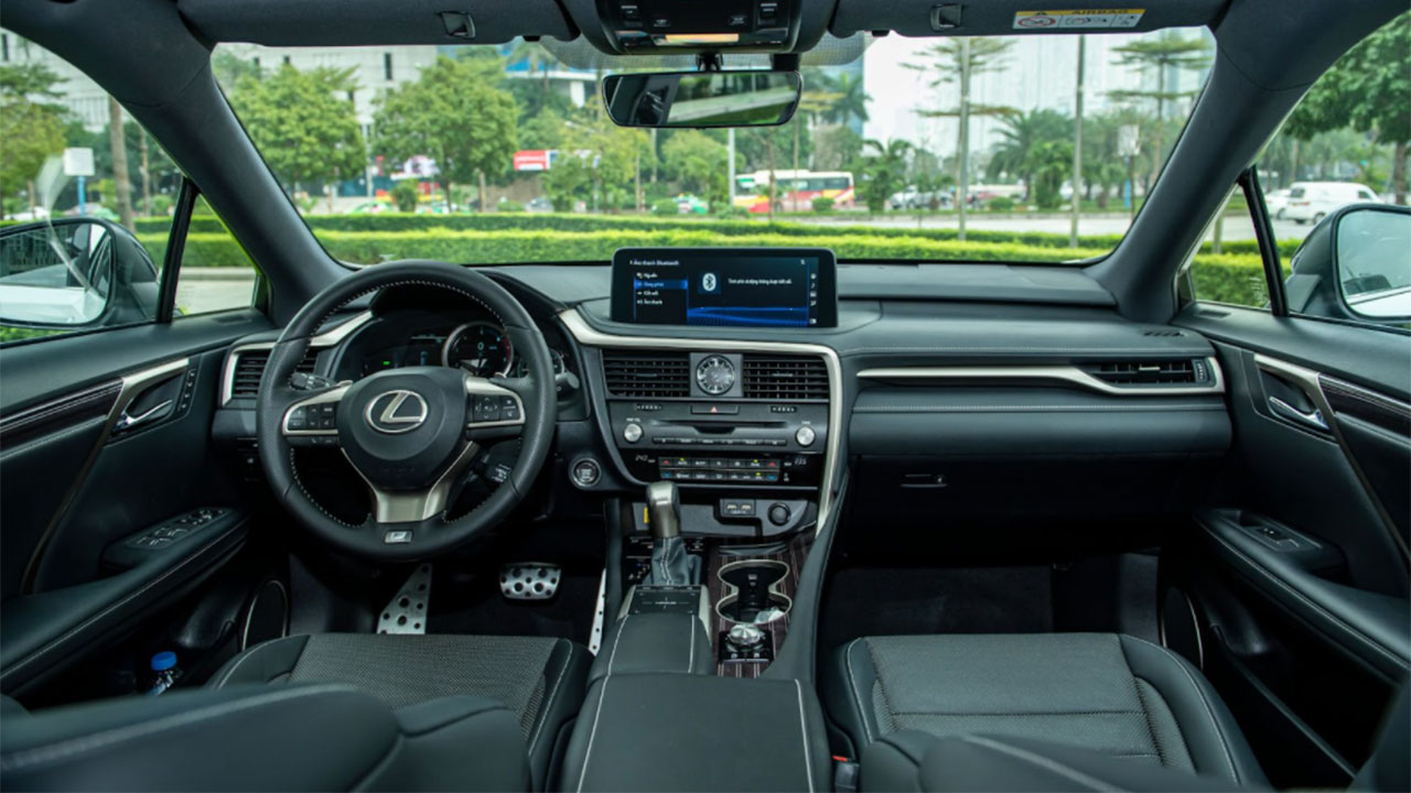 Lexus F Sport 10.