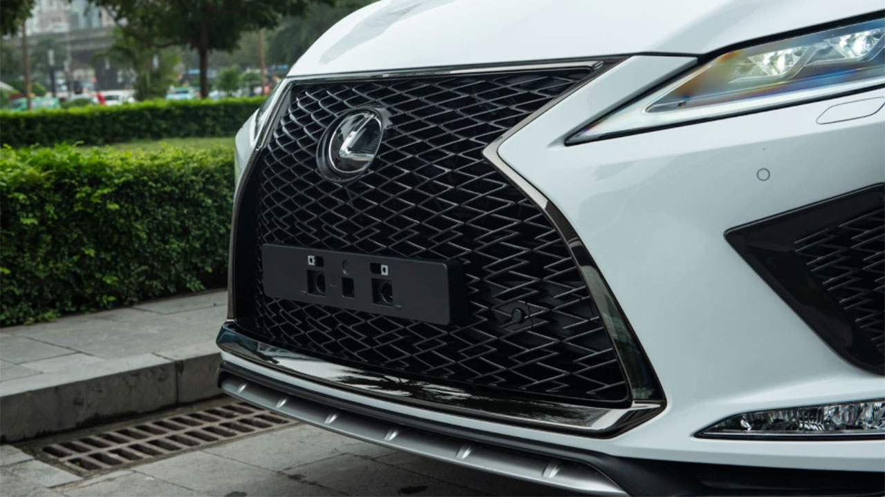 Lexus F Sport 4.