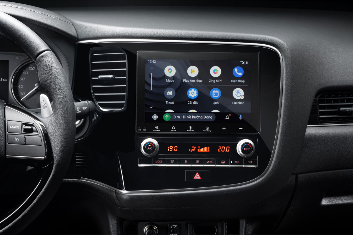 Nội thất Mitsubishi Outlander 2022 gây chú ý.
