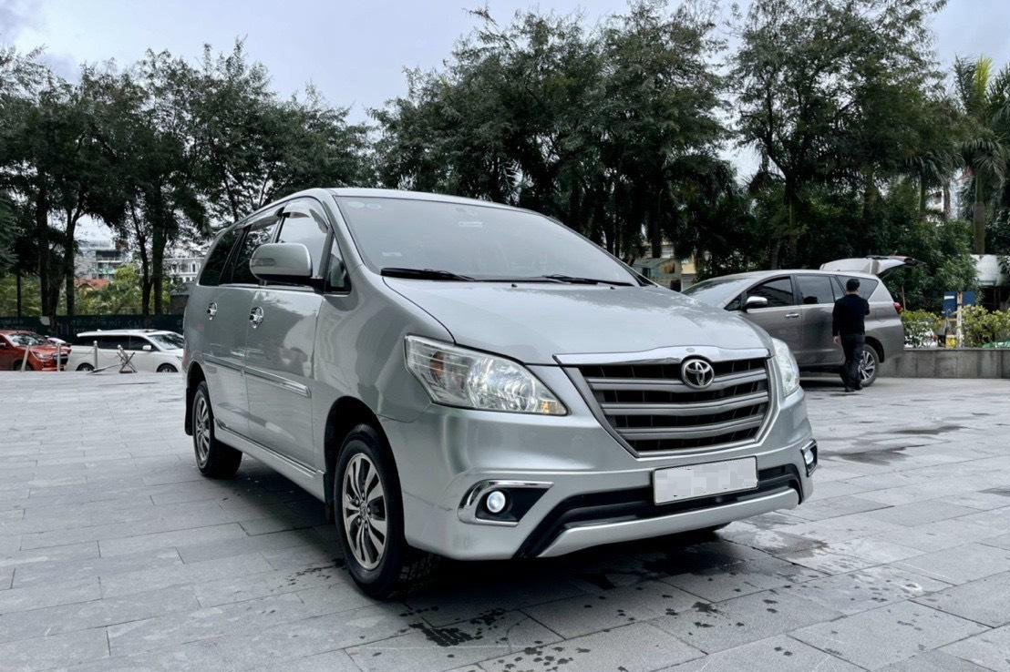 Điểm danh những mẫu SUV bền, đẹp, đ&aacute;ng mua trong tầm gi&aacute; 300 tri&ecirc;̣u đ&ocirc;̀ng 1