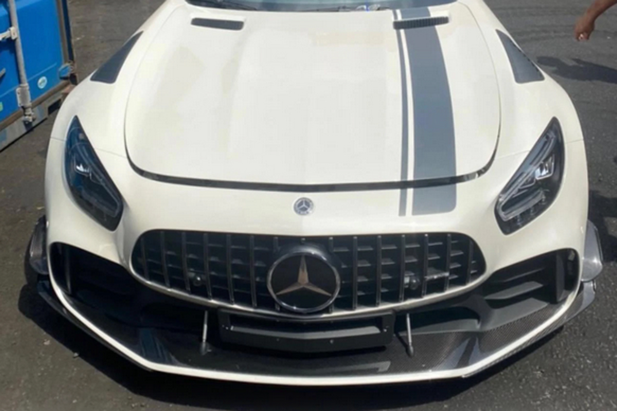 Mercedes-AMG GT R Pro thứ 2 về nước, nghi vấn l&agrave; "đơn h&agrave;ng" của đại gia Minh Nhựa 1