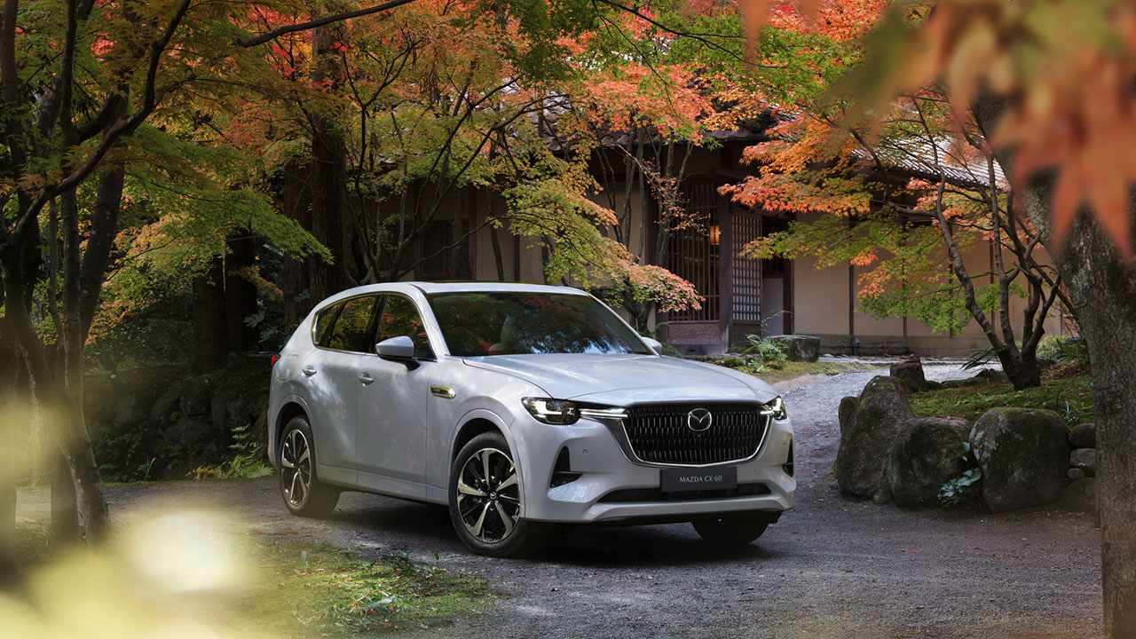 Mazda CX-60 ra mắt.