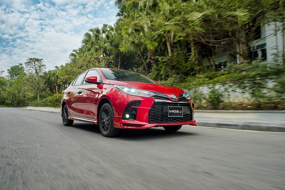 Toyota Vios trở th&agrave;nh mẫu xe b&aacute;n chạy nhất ph&acirc;n kh&uacute;c sedan hạng B trong th&aacute;ng 2
