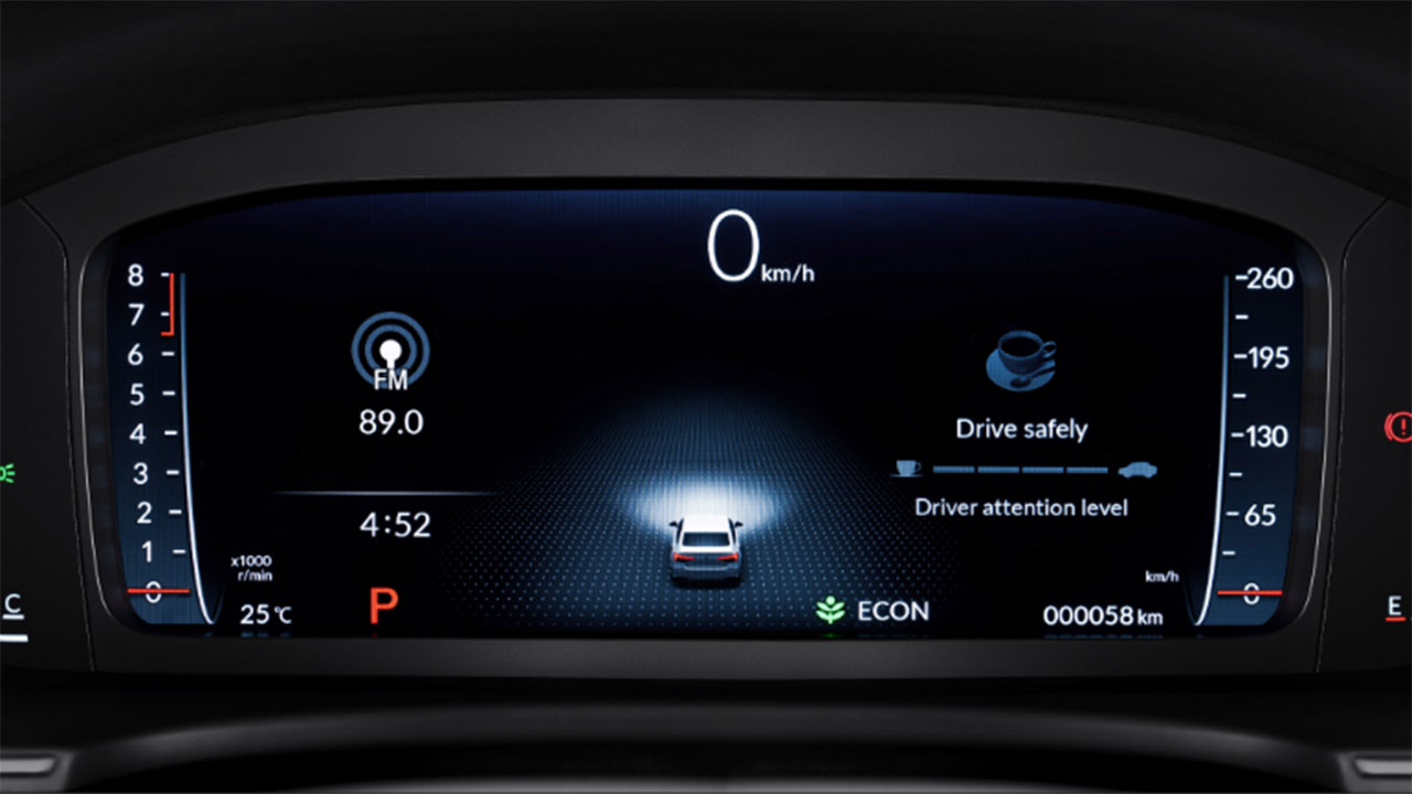 Bảng đồng hồ kỹ thuật số trên Honda Civic 2022.