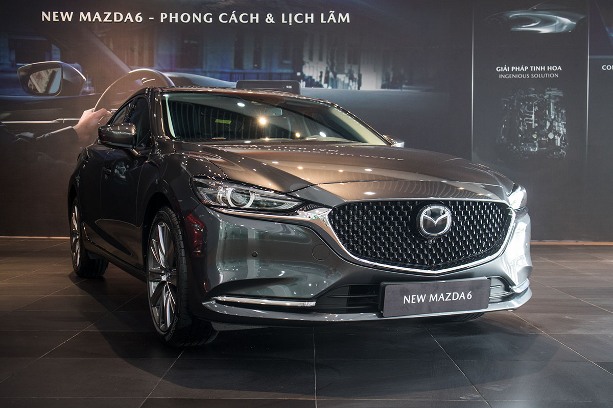 Mẫu Mazda 6 hiện tại vừa trải qua đợt n&acirc;ng cấp gần nhất v&agrave;o năm 2020 1