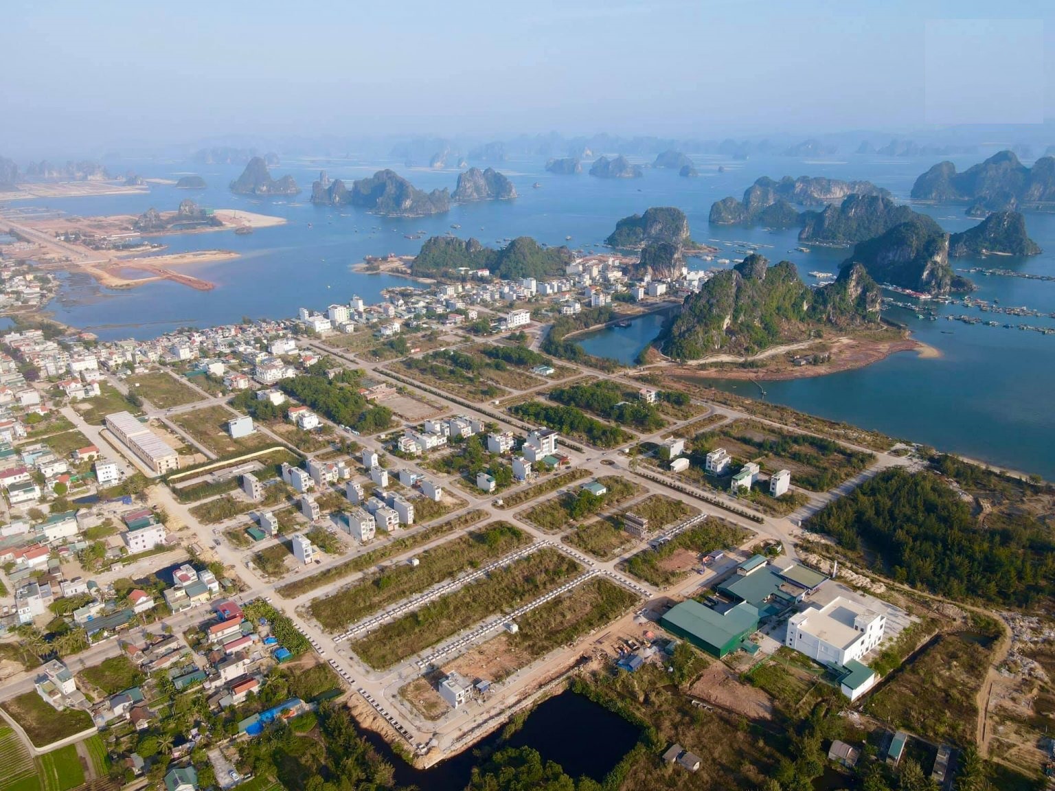 Dự &aacute;n bất động sản tại V&acirc;n Đồn