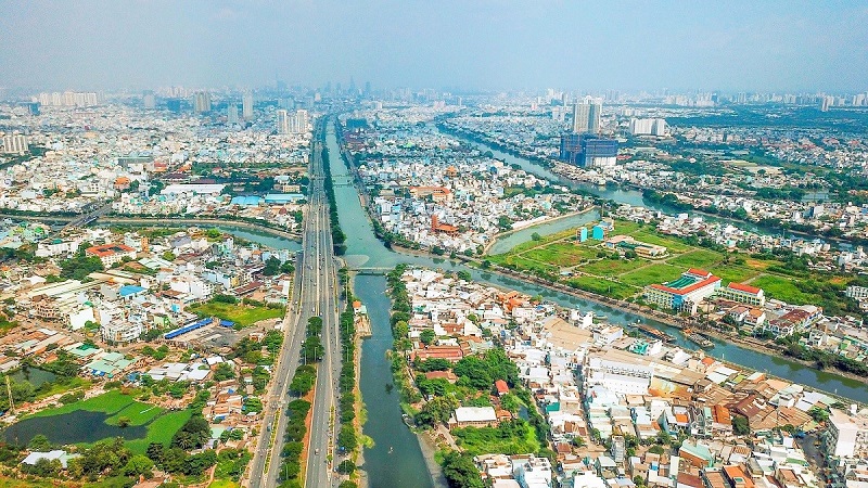Với vị trí đắc địa, hệ tiện ích đủ đầy và nhiều loại hình sản phẩm đa dạng, D-Aqua đang được xem là đại diện sáng giá của thị trường căn hộ quận 8, thuộc khu nội thành TP.HCM về phía Tây Nam.