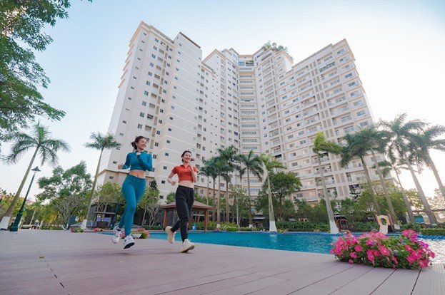 Không gian xanh được bố trí bao quanh toàn bộ khuôn viên Essensia