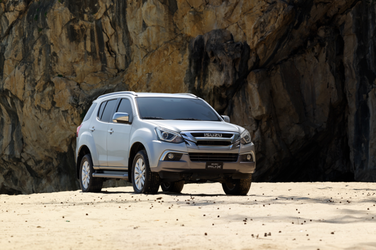 Isuzu mu-X &ndash; gi&aacute; trị điển h&igrave;nh về sự thoải m&aacute;i, bền bỉ, tiết kiệm