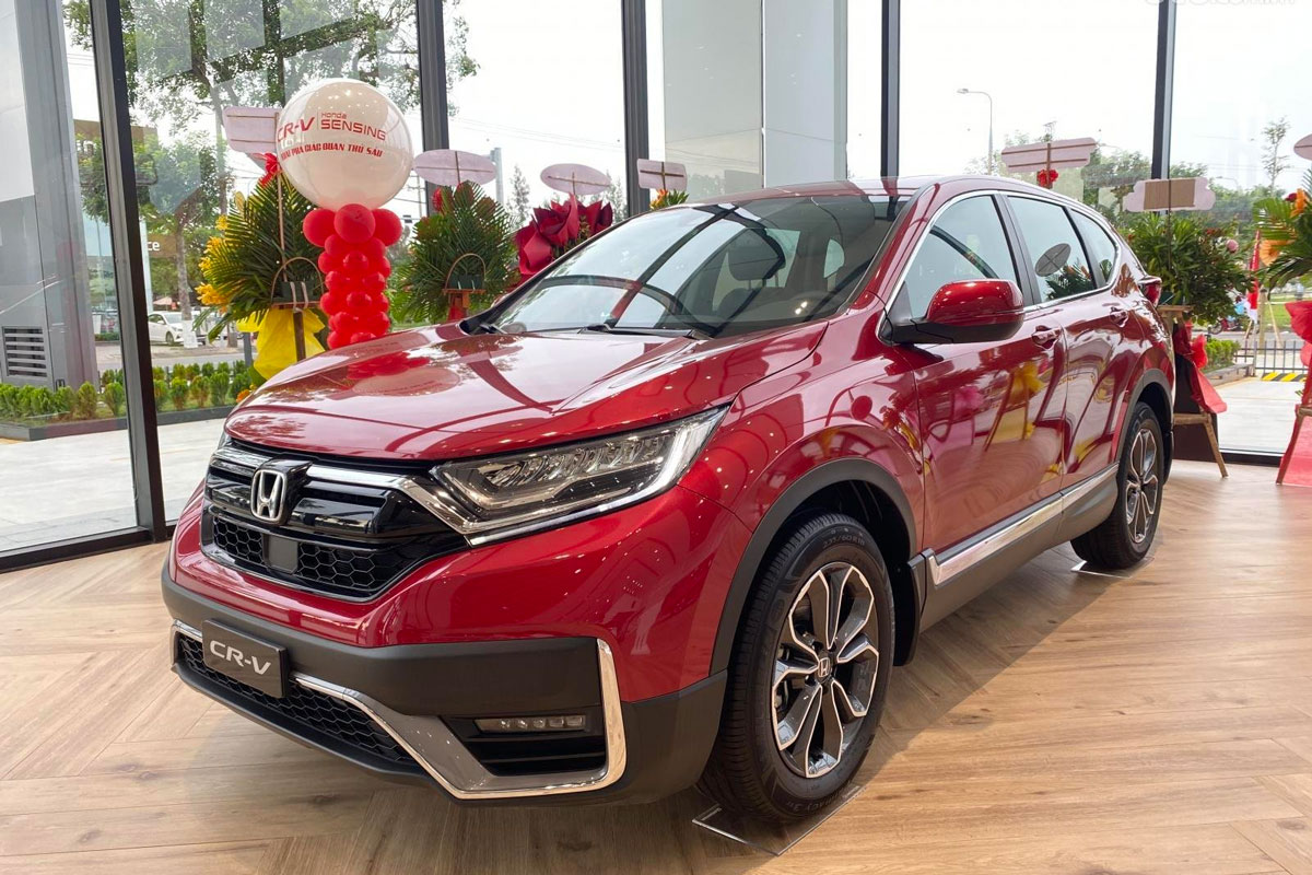 Honda CR-V ưu đ&atilde;i cao nhất tới 270 triệu tại đại l&yacute;.