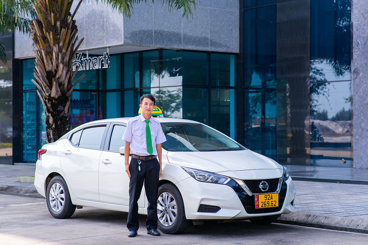 người dùng dịch vụ đánh giá Nissan Almera 1.