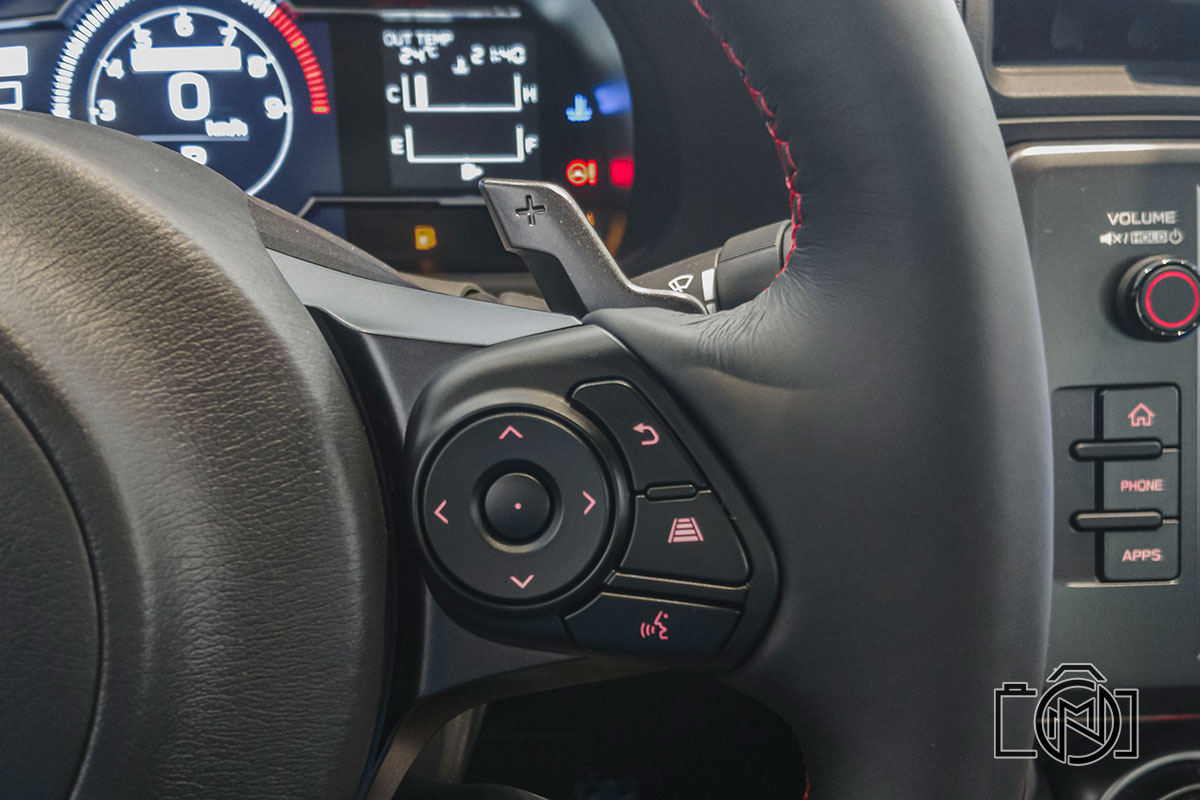 Lẫy số thể thao Subaru BRZ 2022.