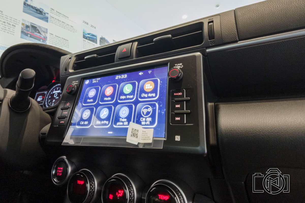 M&agrave;n h&igrave;nh trung t&acirc;m của Subaru BRZ 2022.