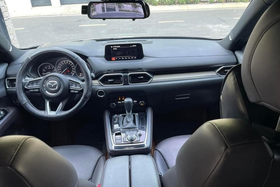 Nội thất xe Mazda CX-8 2022 1