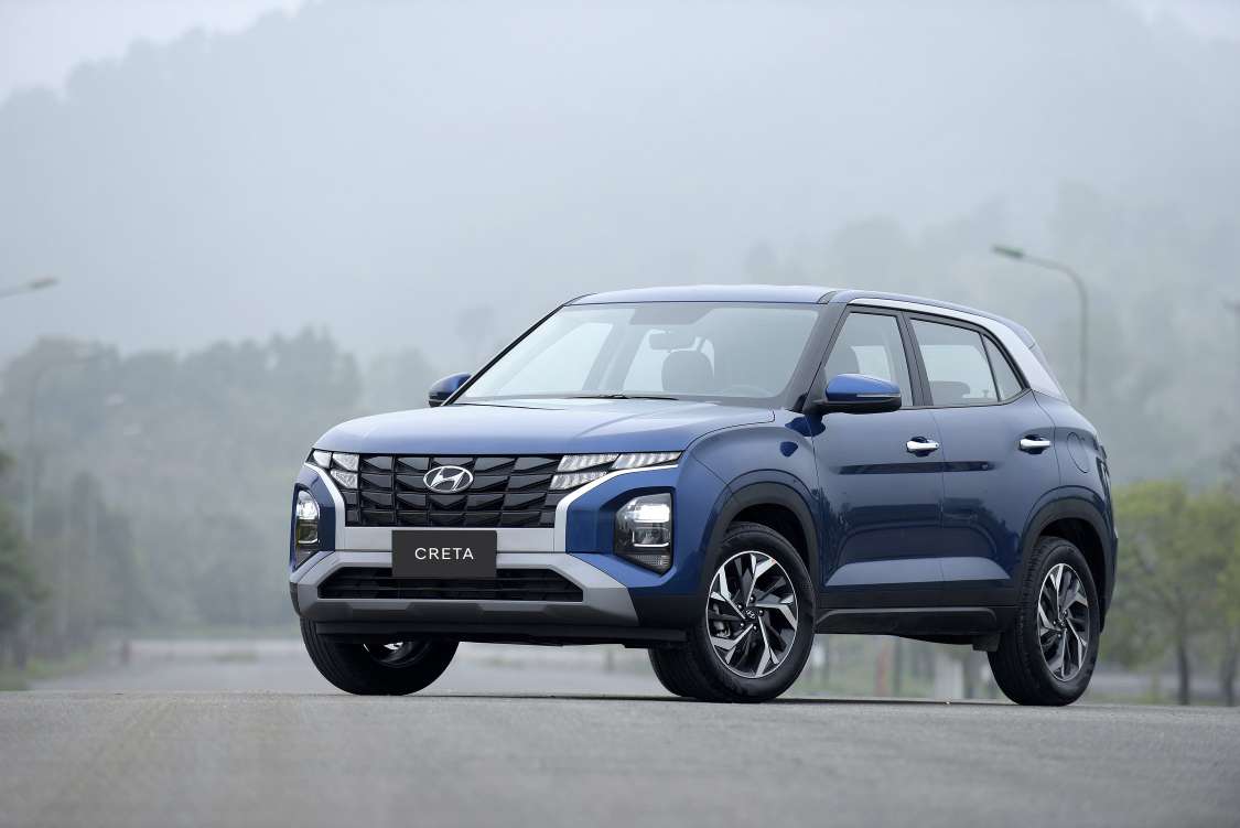 Hyundai Santa Fe cũng được xem l&agrave; d&ograve;ng sản phẩm chủ lực của TC Motor 1