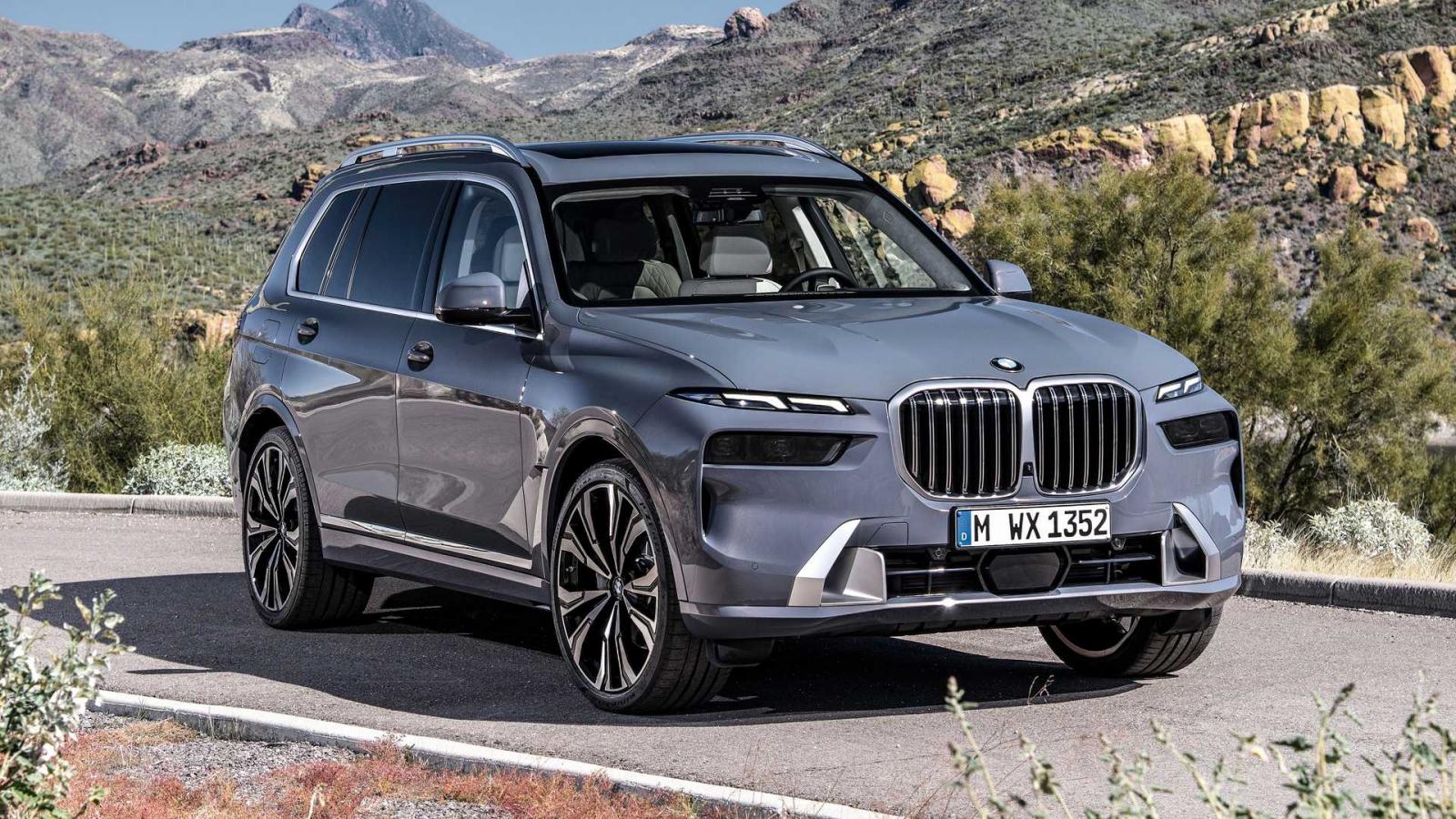 BMW X7 2023.