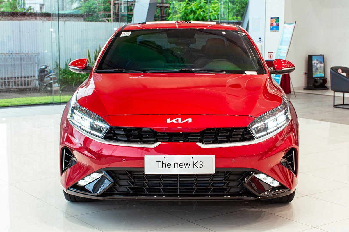 Phân khúc xe hạng C: KIA K3 cho Toyota Corolla Altis lùi vào "dĩ vãng" 1