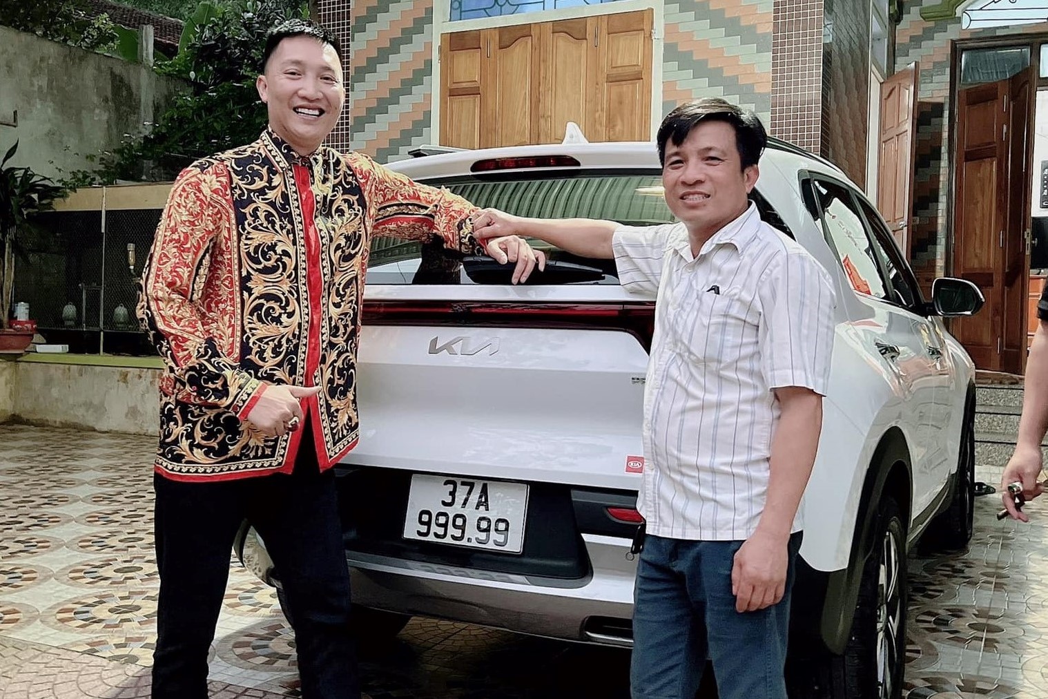 Chủ nh&acirc;n của chiếc KIA Sonet đ&atilde; l&atilde;i gấp đ&ocirc;i sau thương vụ n&agrave;y. 1