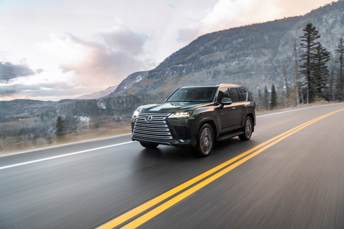 Lexus LX600 Urban 7 chỗ ngồi 1